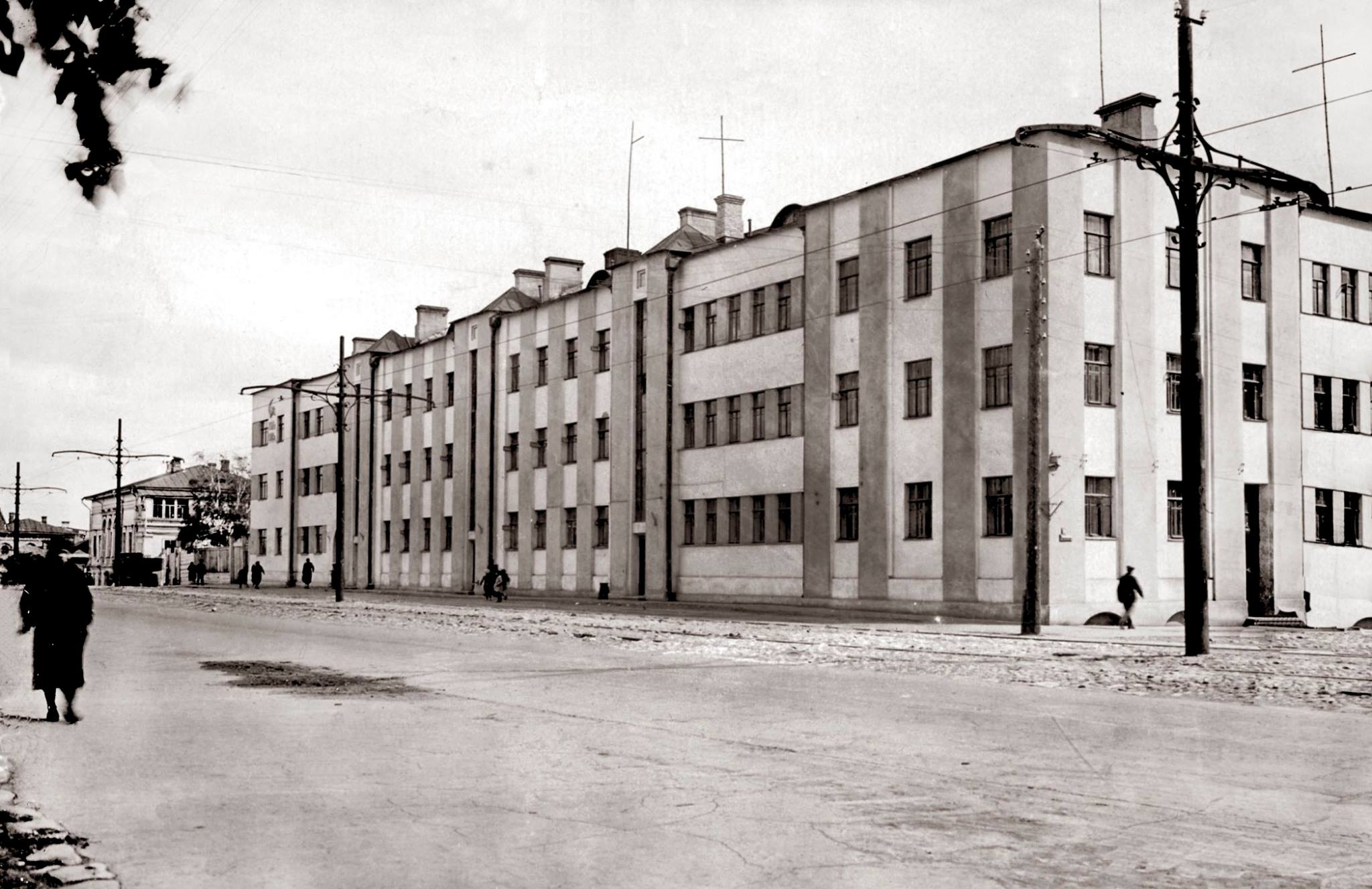 Первый жилой дом, построенный при советской власти на углу Красноармейской и Чапаевской, Самара