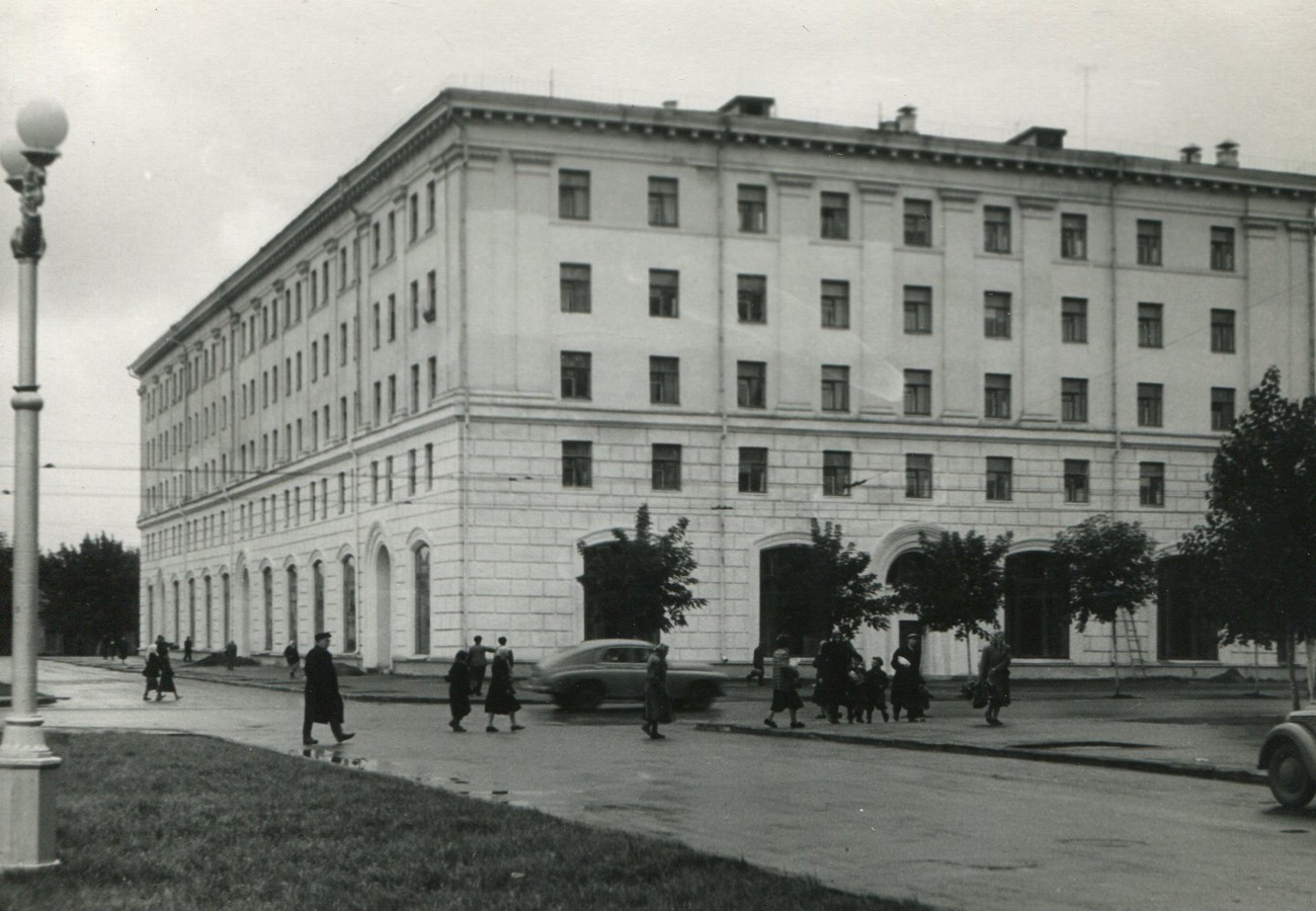 Жилой дом, Самарская площадь, Самара, 1955 г
